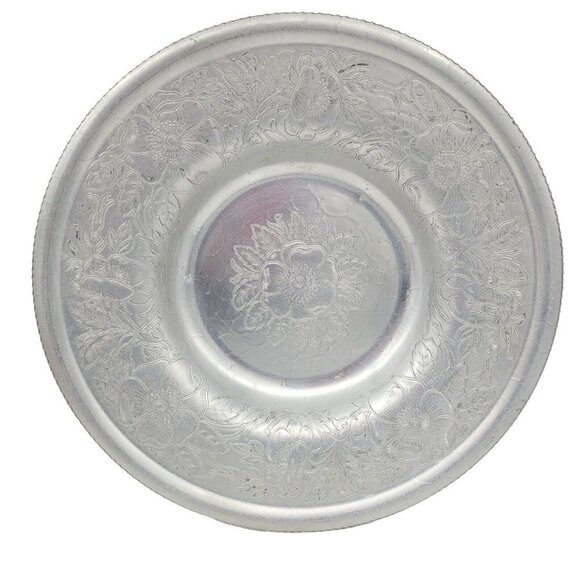 Vtg Hand Wrought Aluminum Serving Dish Bowl Floral Embossed Wilson Specialties - Picture 1 of 13